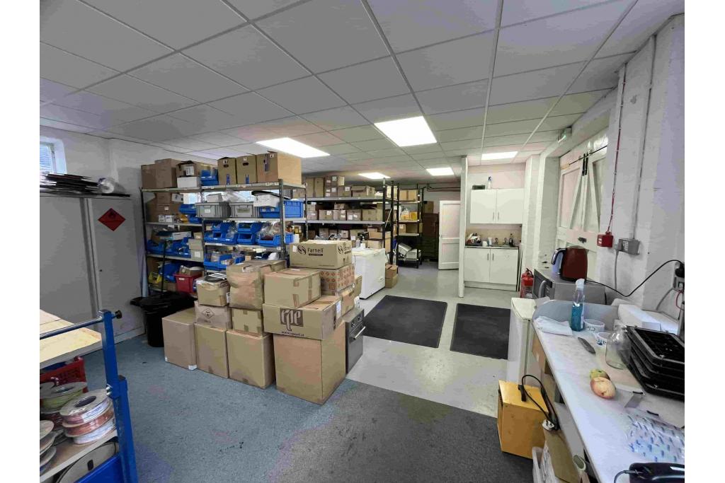 Office To Let - Copyground Lane, Brow Business Park, High Wycombe, Buckinghamshire