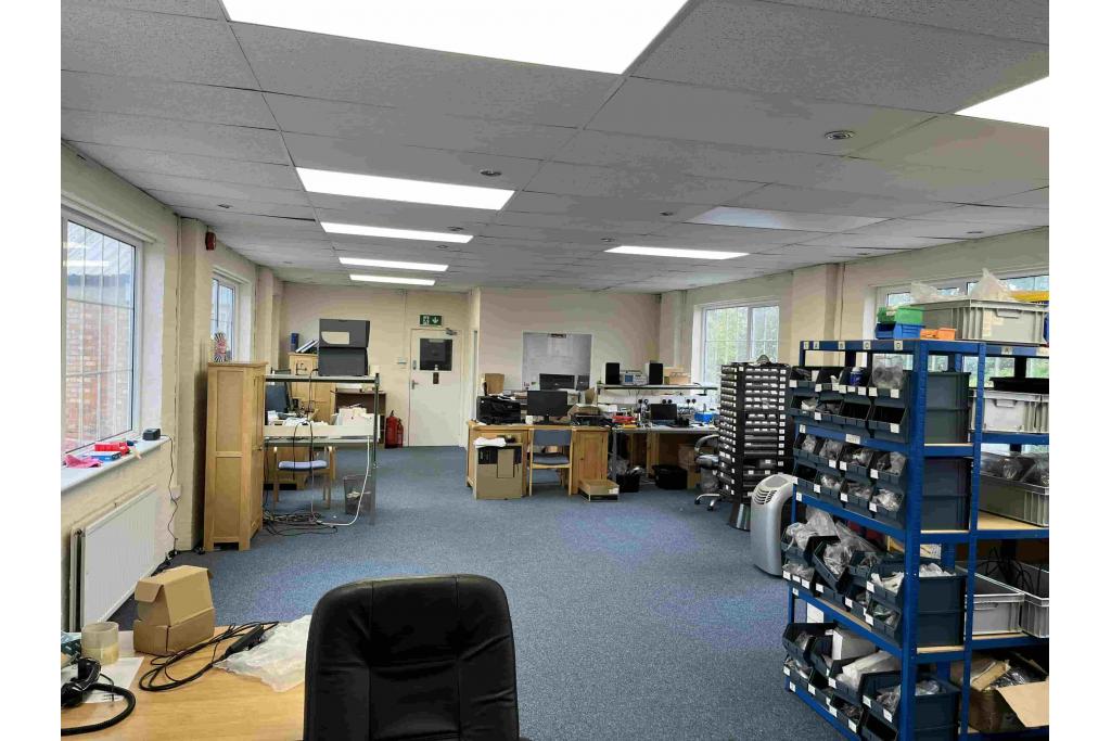 Office To Let - Copyground Lane, Brow Business Park, High Wycombe, Buckinghamshire