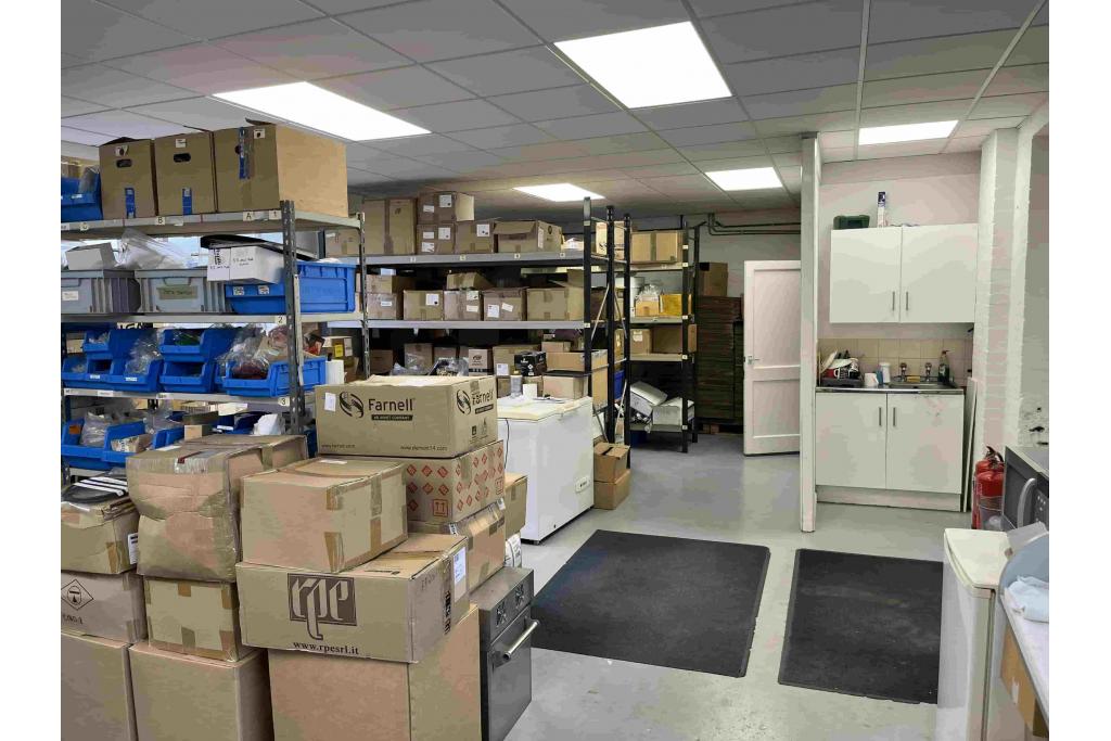 Office To Let - Copyground Lane, Brow Business Centre, High Wycombe, Buckinghamshire H