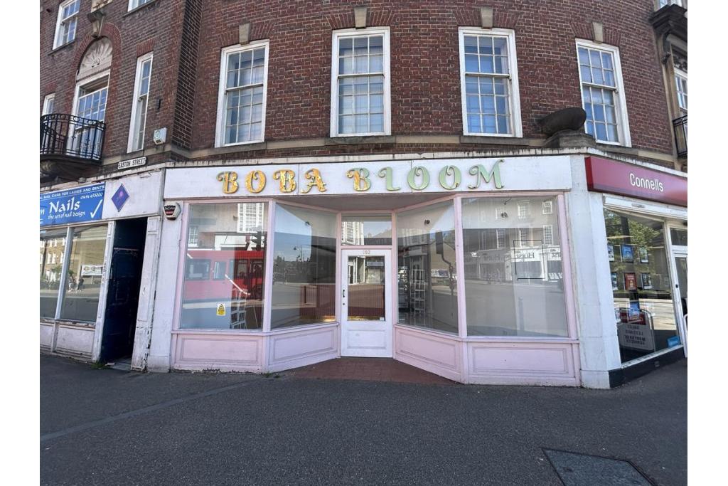 Retail To Let - 102 Easton Street, High Wycombe, Buckinghamshire HP11 1LT