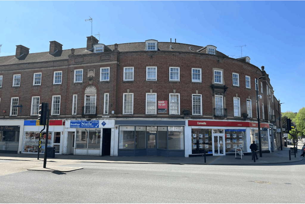 Retail To Let - 102 Easton Street, High Wycombe, Buckinghamshire HP11 1LT