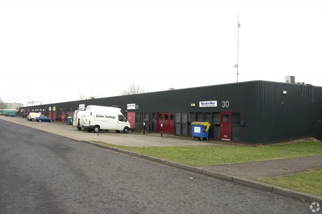Light Industrial Unit To Let - Edison Road, Rabans Lane Industrial Estate