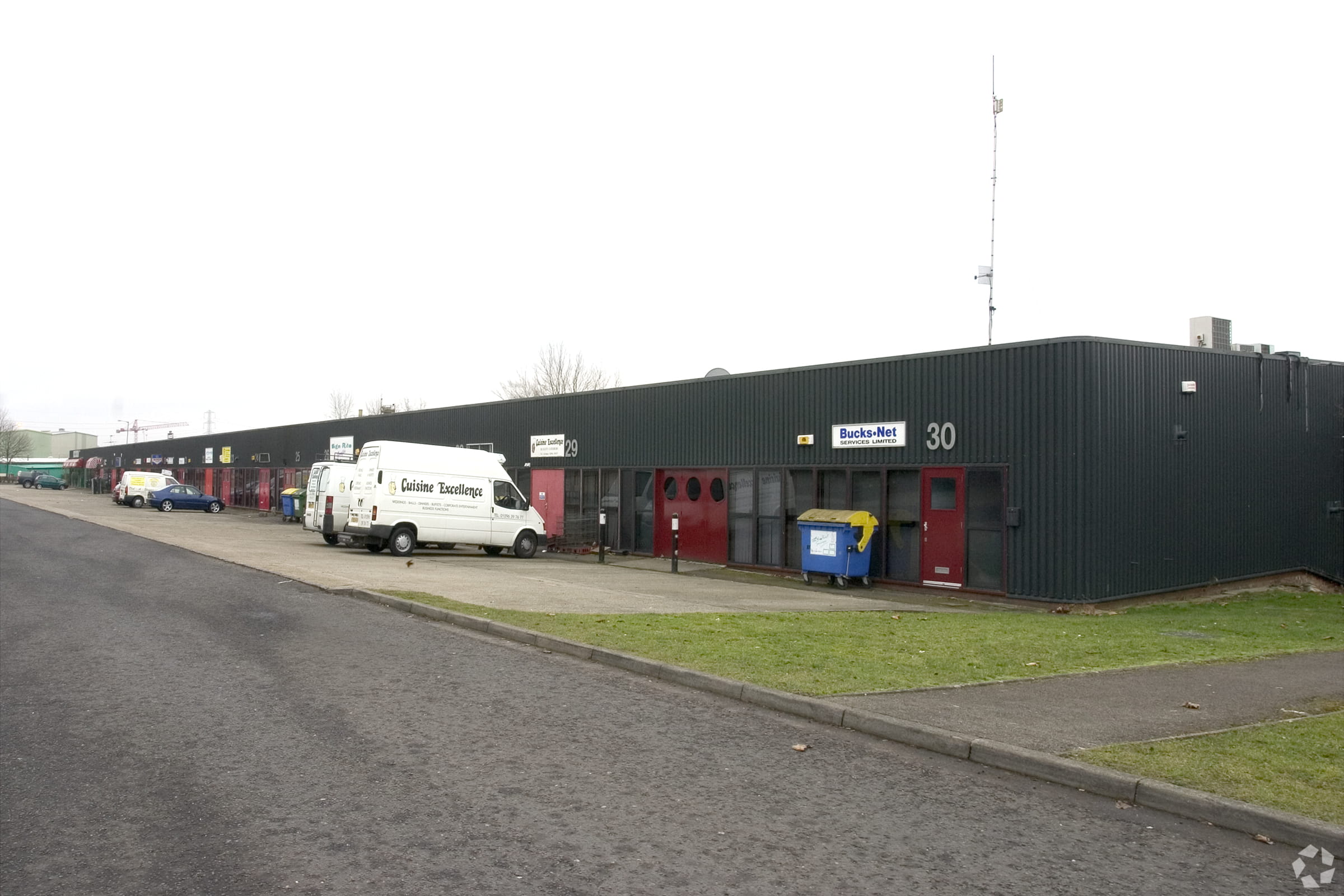 Light Industrial Unit To Let - Edison Road, Rabans Lane Industrial Estate