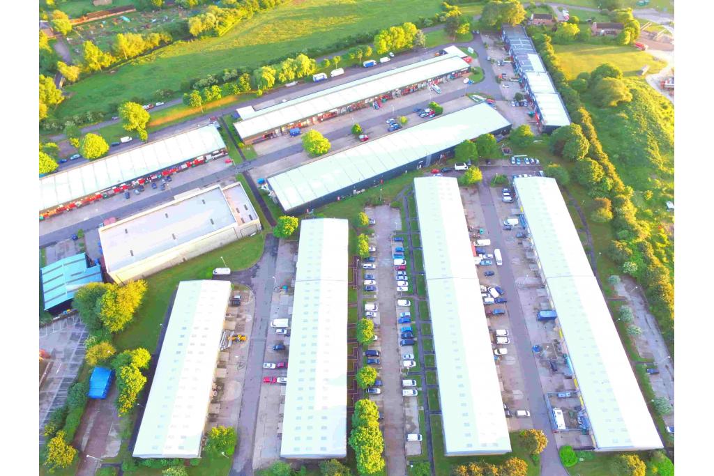 Light Industrial Unit To Let - Edison Road, Rabans Lane Industrial Estate