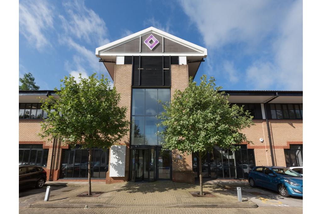 Office To Let - Frederick Place, Hampden Court, Kingsmead Business Park, High Wycombe