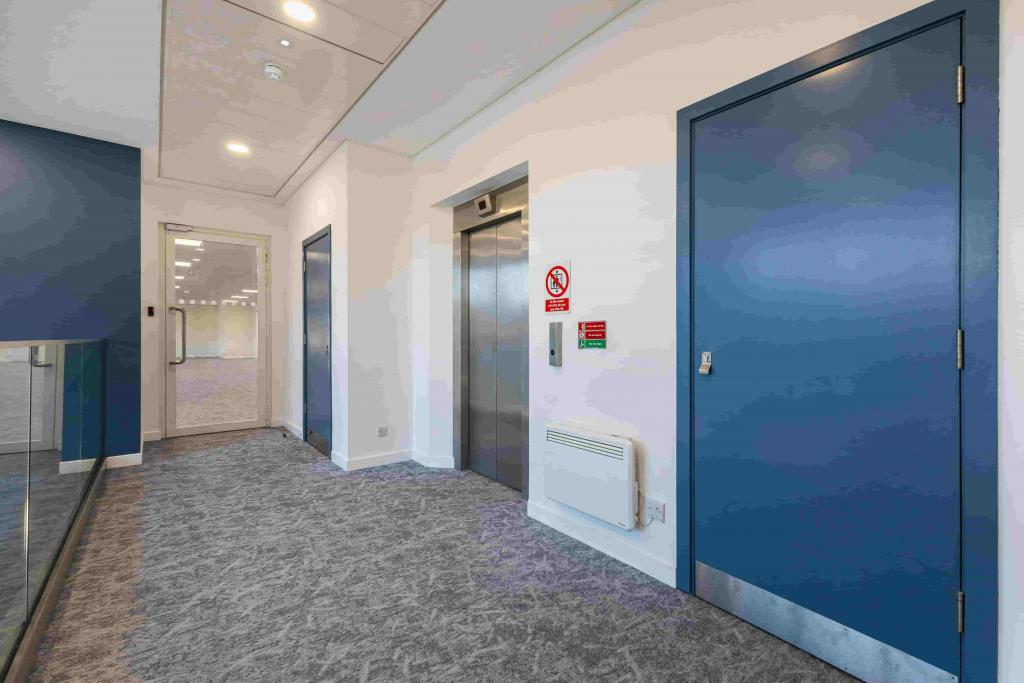 Office To Let - Frederick Place, Hampden Court, Kingsmead Business Park, High Wycombe