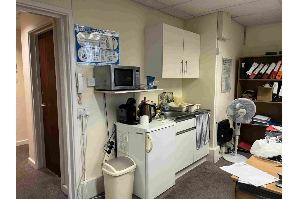 Office Unit To Let – Gatehouse Clos, Carrera House, Merlin Court, Aylesbury, Buckinghamshire