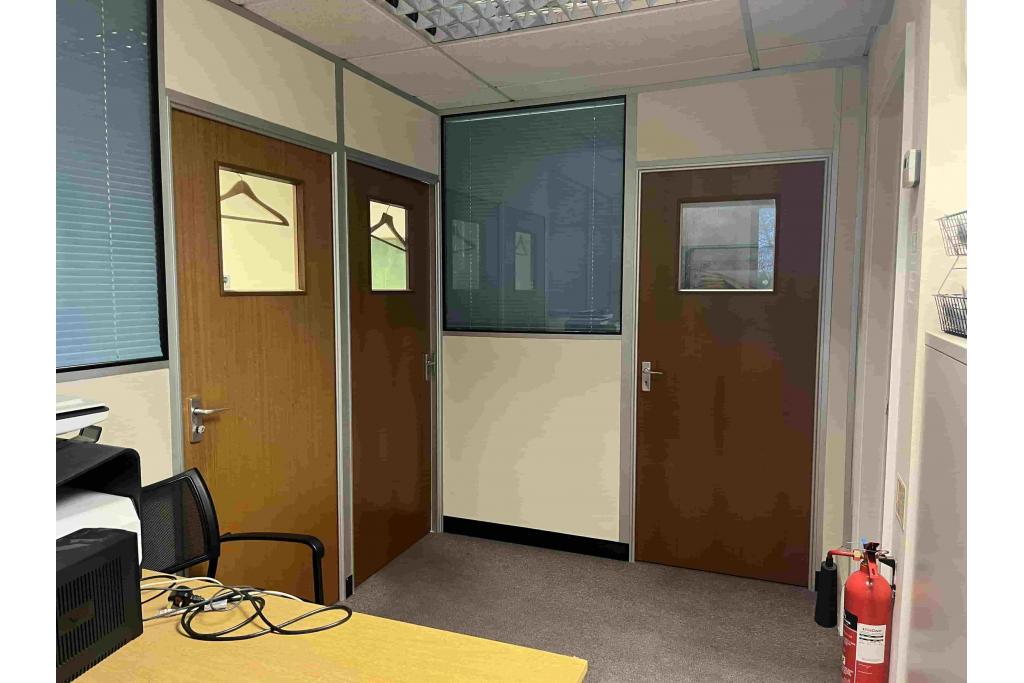 Office Unit To Let – Gatehouse Clos, Carrera House, Merlin Court, Aylesbury, Buckinghamshire
