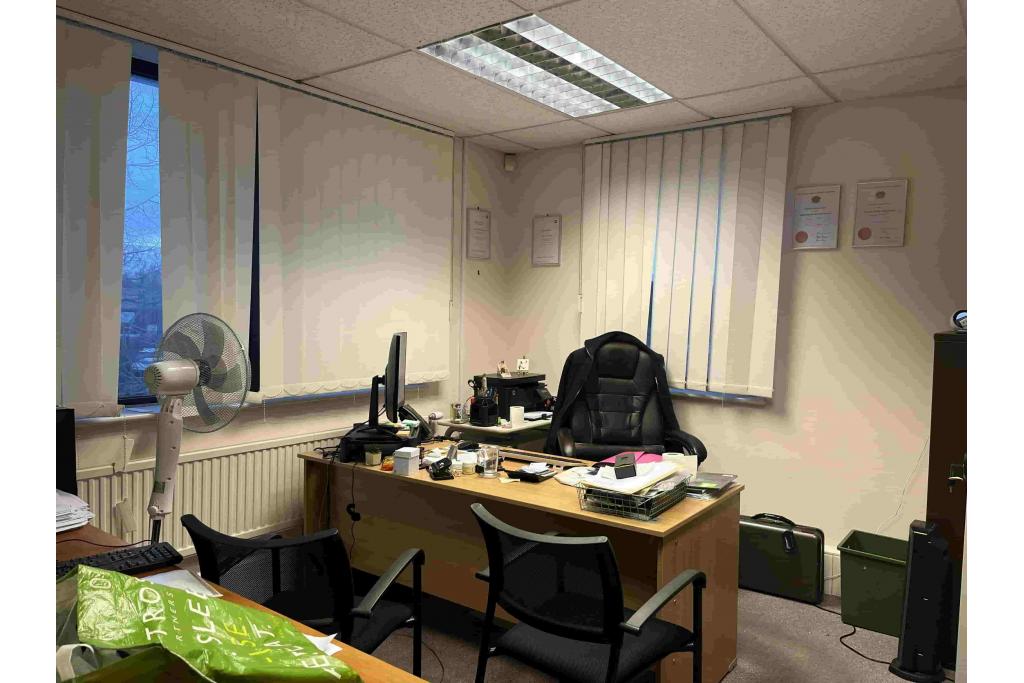 Office Unit To Let – Gatehouse Clos, Carrera House, Merlin Court, Aylesbury, Buckinghamshire