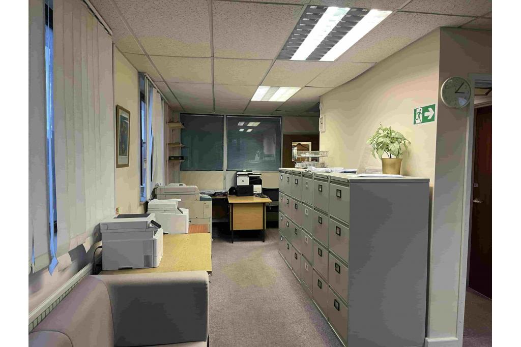 Office Unit To Let – Gatehouse Clos, Carrera House, Merlin Court, Aylesbury, Buckinghamshire