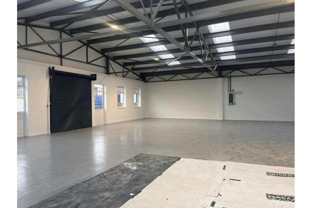 Industrial Unit To Let – Gatehouse Way, The Point, Aylesbury, Buckinghamshire