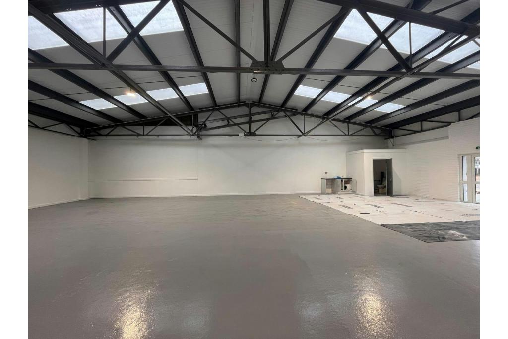 Industrial Unit To Let – Gatehouse Way, The Point, Aylesbury, Buckinghamshire