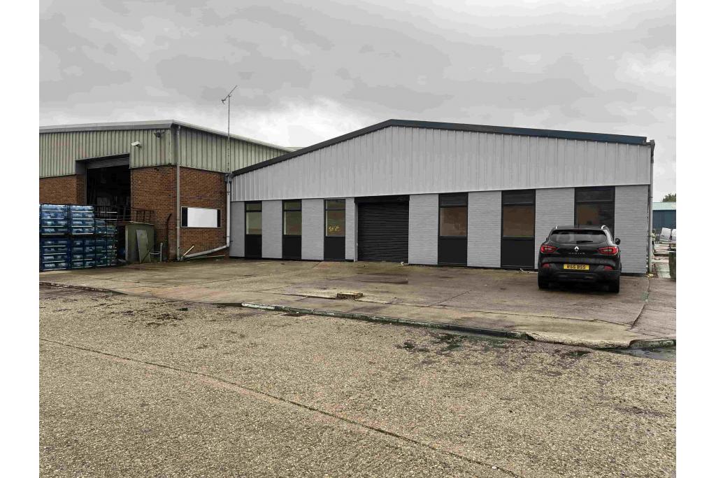 Industrial Unit To Let – Gatehouse Way, The Point, Aylesbury, Buckinghamshire
