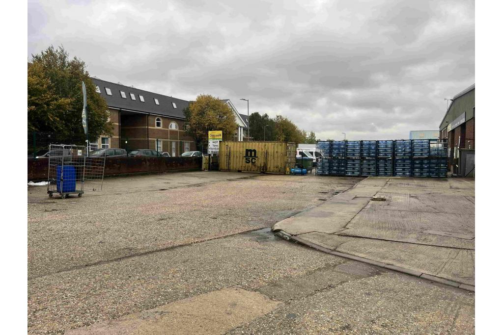 Industrial Unit To Let – Gatehouse Way, The Point, Aylesbury, Buckinghamshire