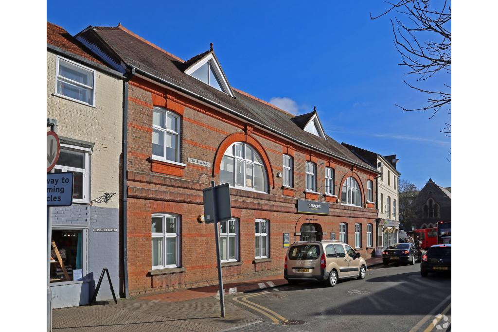 Office Unit To Let – High St, Broadway Court, Chesham, Buckinghamshire HP5 1EG