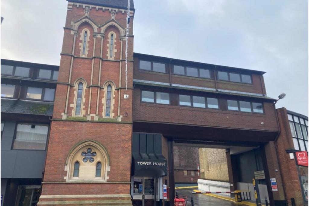 Retail and Office Space To Let – Hale Leys Shopping Centre, High St, Aylesbury, Buckinghamshire