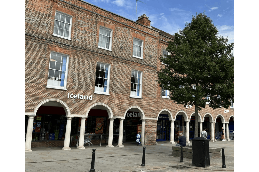 Shopfront Retail/Office To Let – Red Lion House, 9-10 High Street, High Wycombe, Buckinghamshire