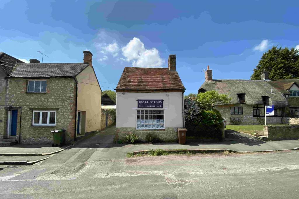 Office To Let – 37 High Street, Long Crendon, Buckinghamshire HP18 9AL