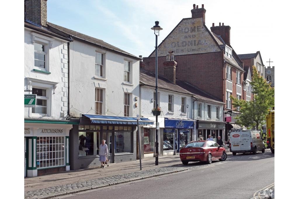 Retail Premises To Let - 152 High Street, Berkhamsted, Hertfordshire HP4 3AT