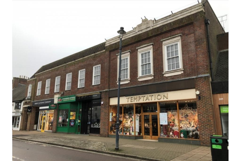 Retail and Office Premises To Let - 211 High Street, Berkhamsted, Hertfordshire HP4 1AD