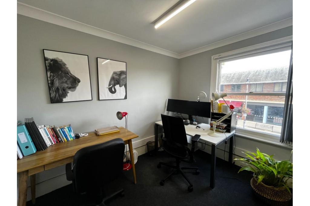Office Premises To Let - 271-273 High Street, Berkhamsted, Hertfordshire HP4 1AA