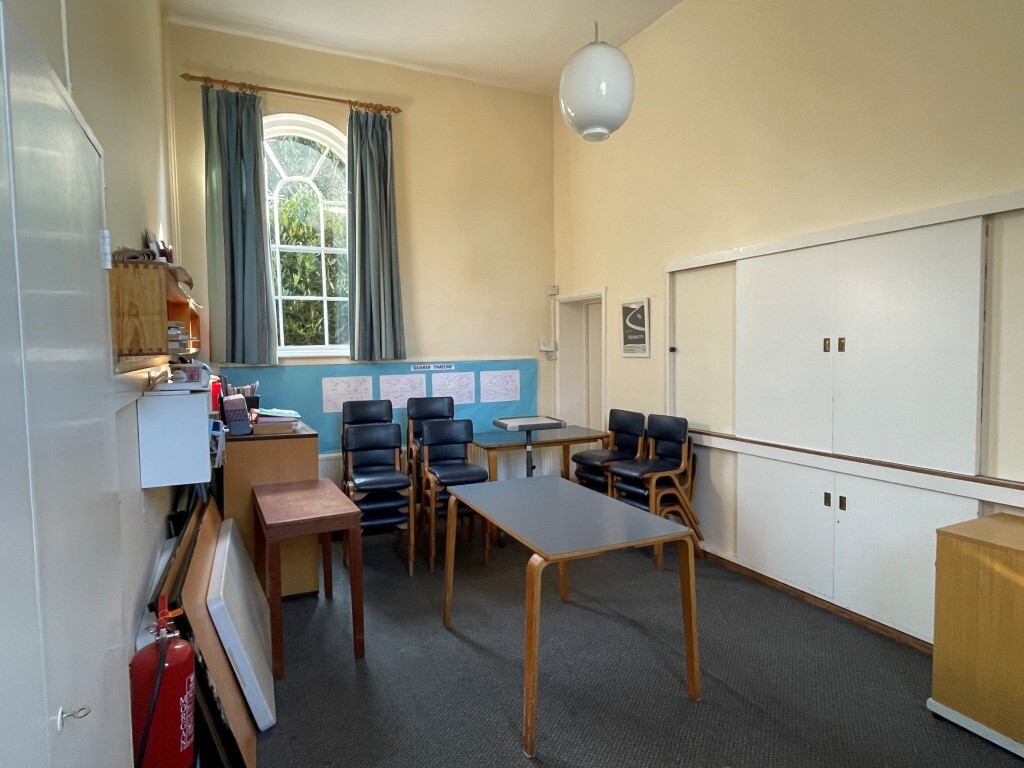 Community Hall To Let - 289 High Street, Berkhamsted, Hertfordshire HP4 1AJ