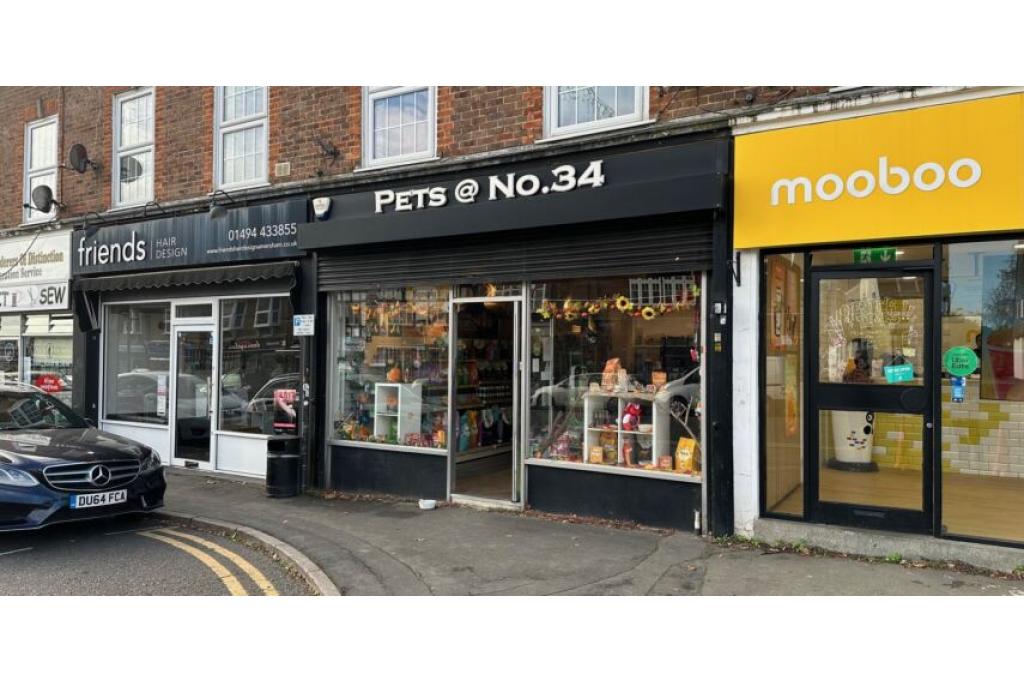 Shopfront Retail/Residential - 18-40 Hill Avenue, Amersham, Buckinghamshire HP6 5BW