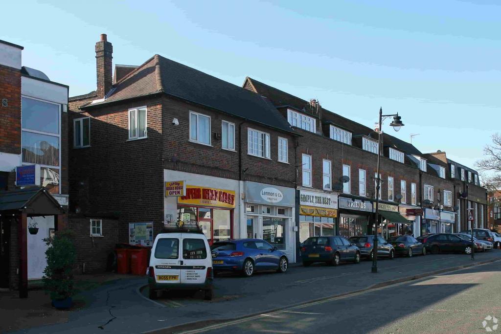 Shopfront Retail/Residential - 18-40 Hill Avenue, Amersham, Buckinghamshire HP6 5BW