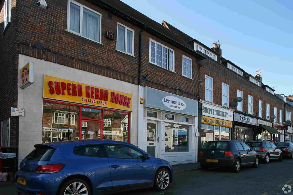 Shopfront Retail/Residential - 18-40 Hill Avenue, Amersham, Buckinghamshire HP6 5BW