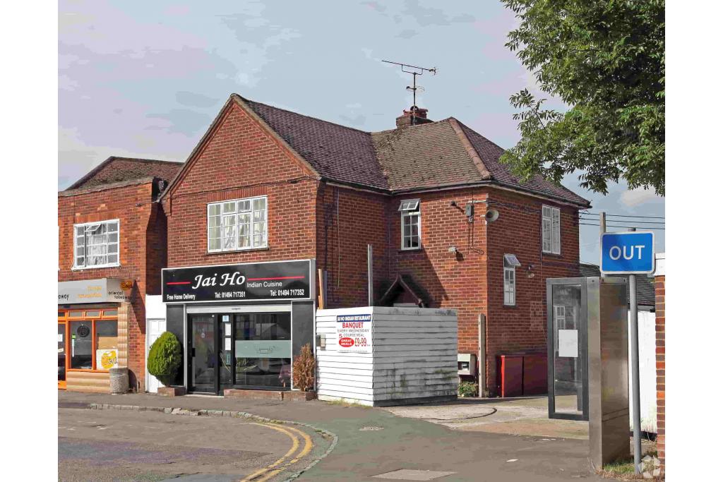 Holmer Green Road, Hazlemere, Buckinghamshire HP15 7LG - Light Industrial