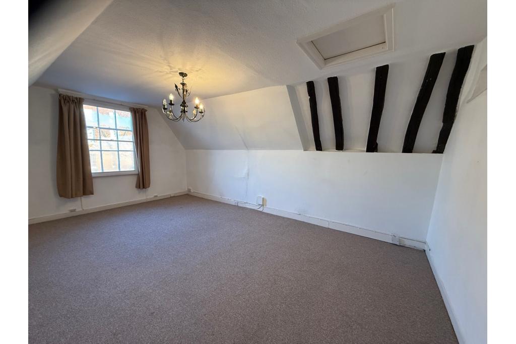 26 London End – Cherwell, Beaconsfield, Buckinghamshire HP9 2JH – Retail