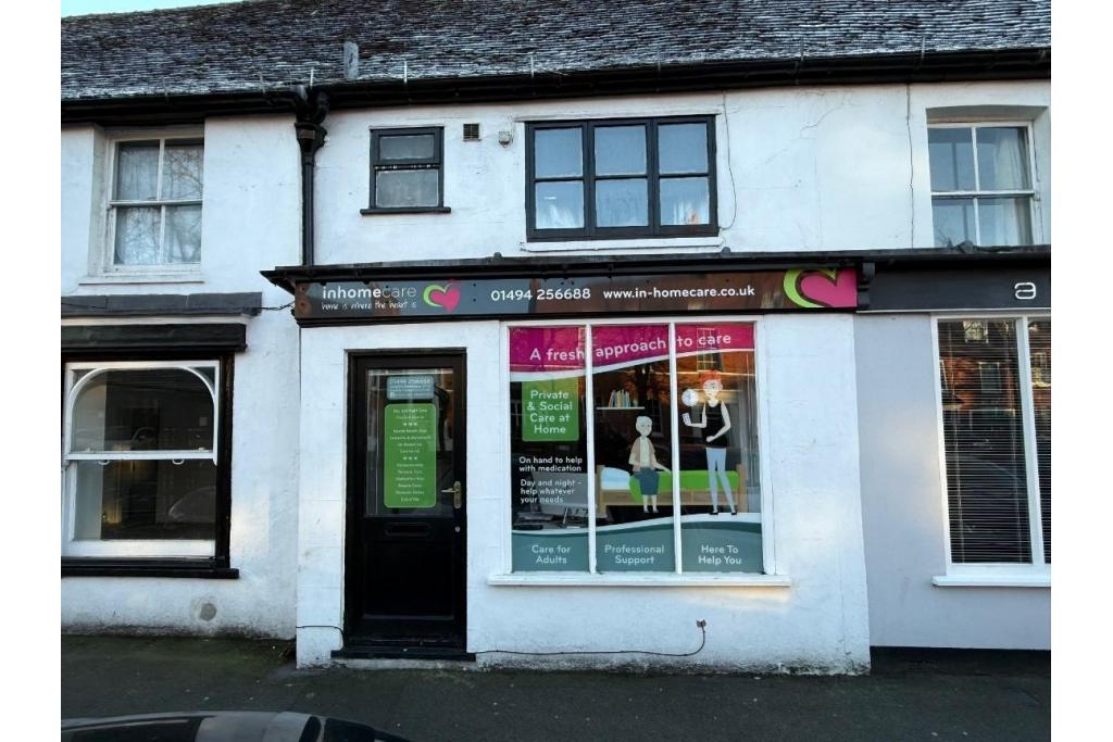 30-32 London End, Beaconsfield,– Retail / Residential Investment Opportunity