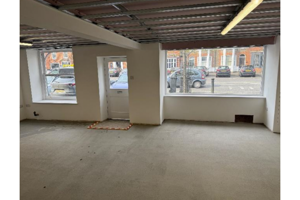 30-32 London End, Beaconsfield,– Retail / Residential Investment Opportunity