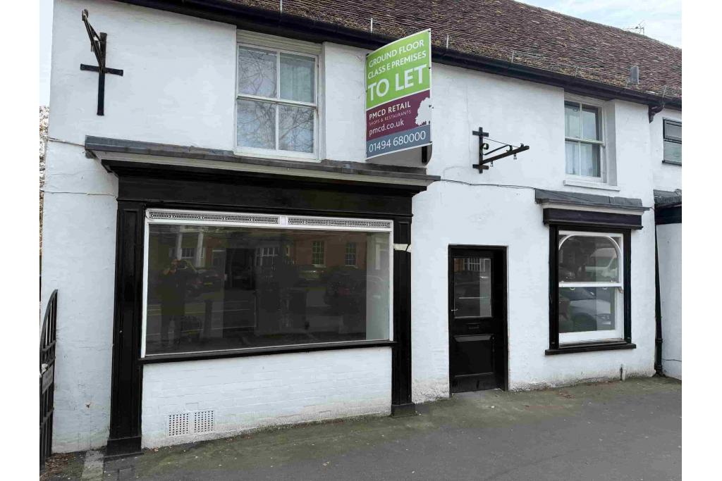 30-32 London End, Beaconsfield,– Retail / Residential Investment Opportunity