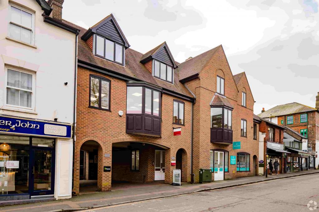 Lower Kings Rd - Claridge Court Business Centre, Berkhamsted, Hertfordshire HP4 2AF