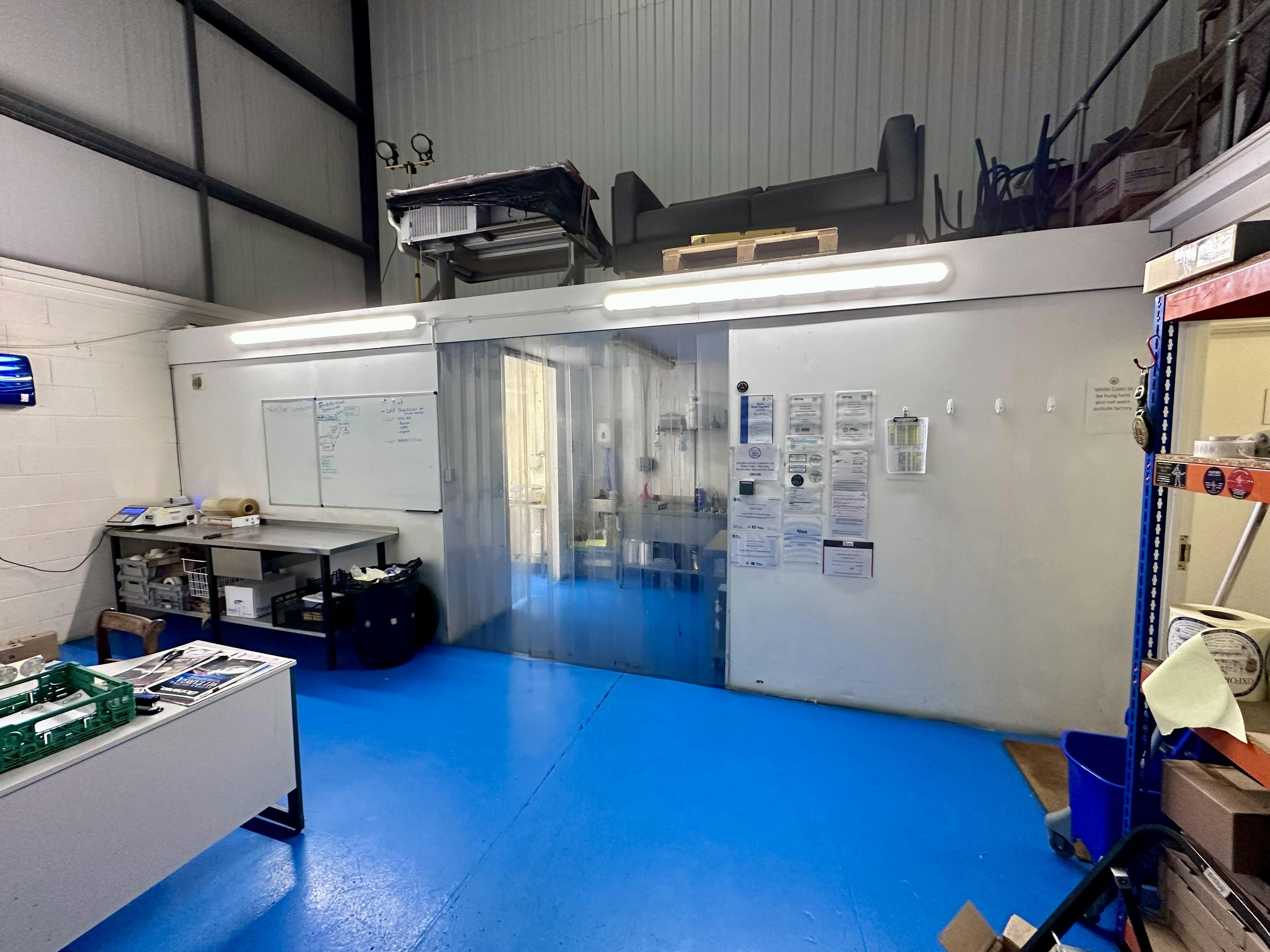 Wornal Park Warehouse - Worminghall, Buckinghamshire HP18 9PH