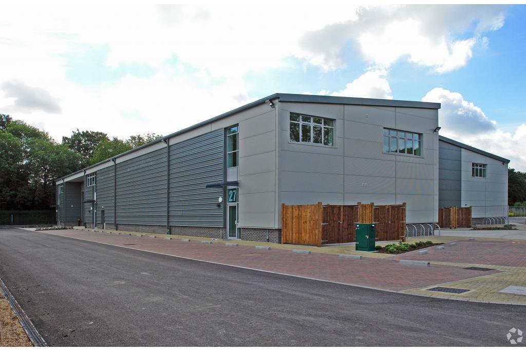 Chess Business Park Warehouse Unit - Chesham, Buckinghamshire HP5 1SD