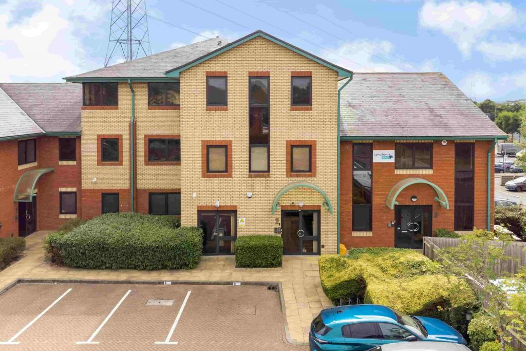 Smeaton Close - Bell Business Park - Office, Aylesbury, Buckinghamshire HP19 8JR