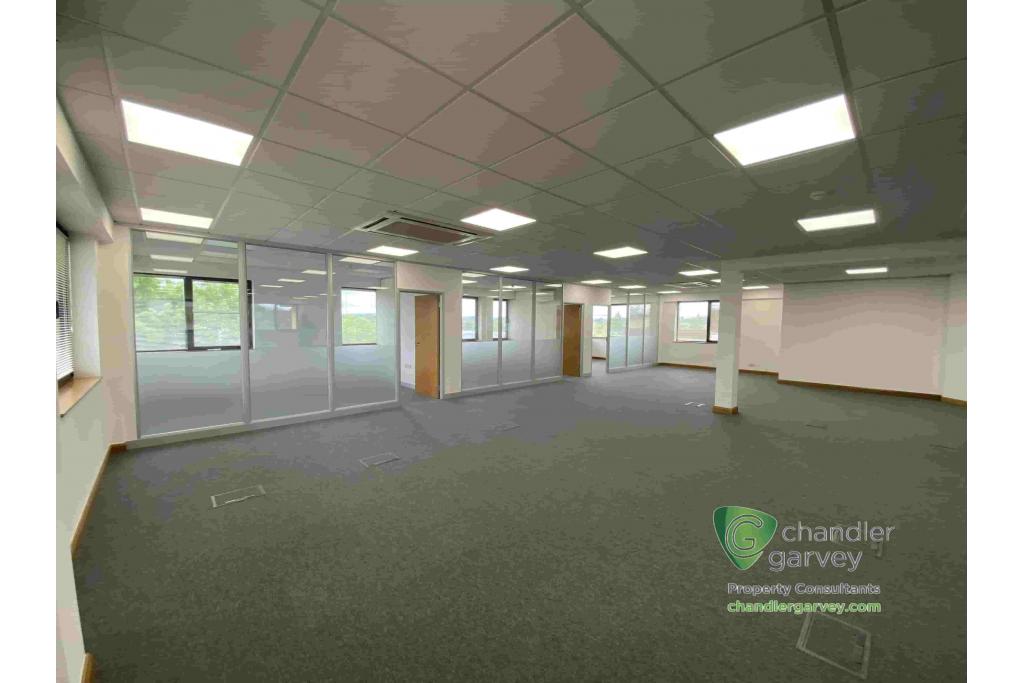 Smeaton Close - Bell Business Park - Office, Aylesbury, Buckinghamshire HP19 8JR