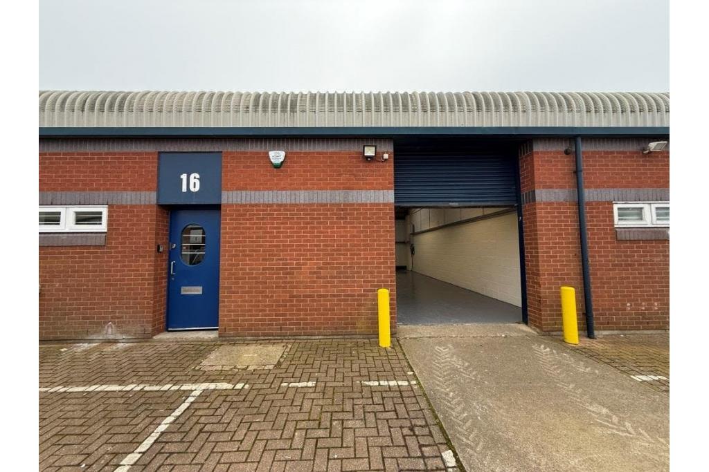 Southern Rd - Vale Industrial Centre - Service, Aylesbury, Buckinghamshire HP19 9EW