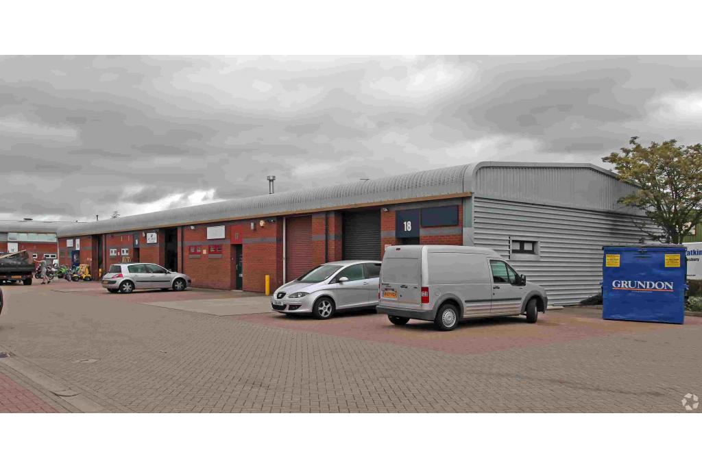 Southern Rd - Vale Industrial Centre - Service, Aylesbury, Buckinghamshire HP19 9EW