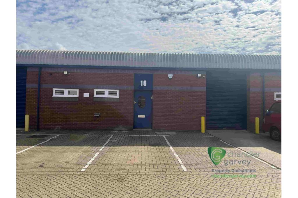 Southern Rd - Vale Industrial Centre - Service, Aylesbury, Buckinghamshire HP19 9EW