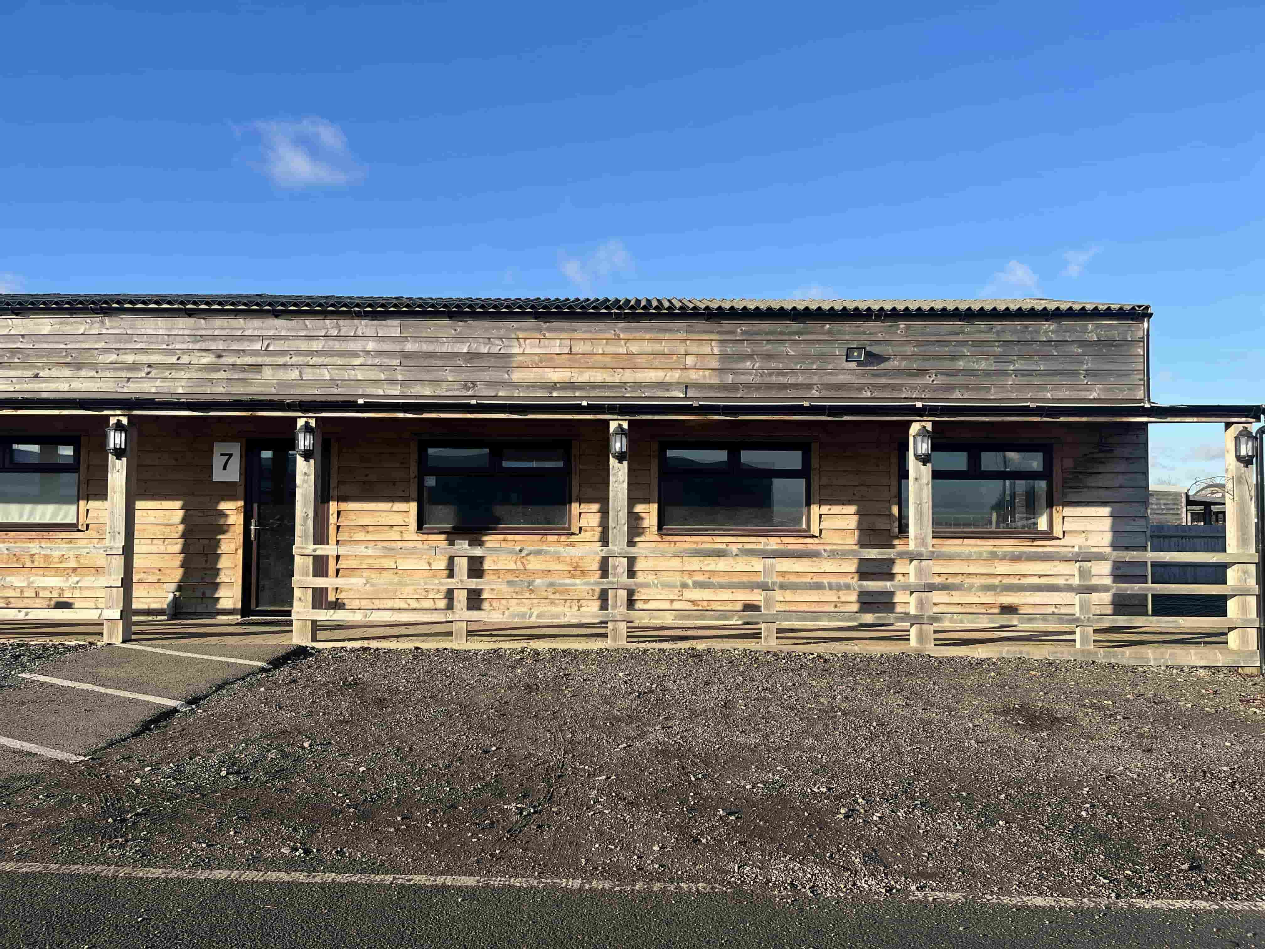 Stanbridge Rd - Bradmoor Farm - Retail, Haddenham, Buckinghamshire HP17 8JX
