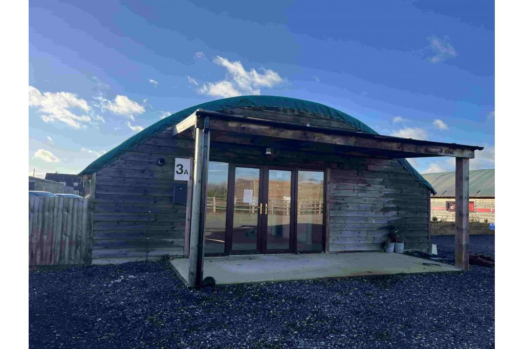 Stanbridge Rd - Bradmoor Farm - Retail, Haddenham, Buckinghamshire HP17 8JX