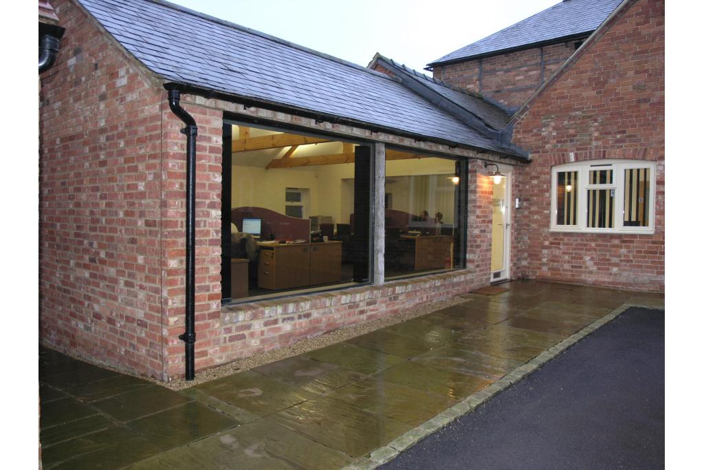 Thame Road - Chetwood House, Office, Aylesbury, Buckinghamshire HP18 9LS