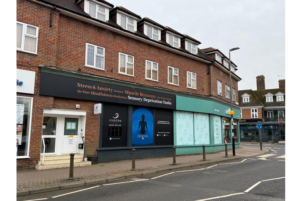 12 The Highway - Shopfront Retail/Residential, Beaconsfield, Buckinghamshire HP9 1QQ