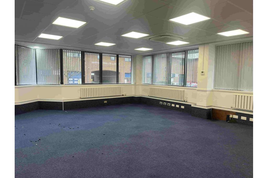 Wellington Rd - Trenchard House - Office, High Wycombe, Buckinghamshire HP12 3PS