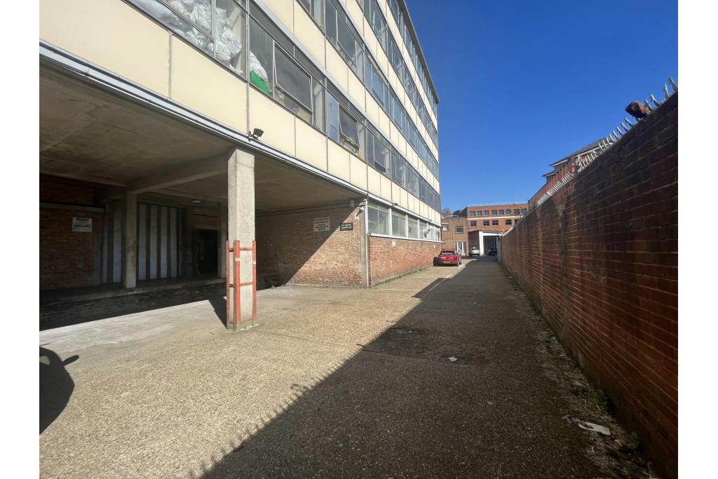 Vernon Building - Office, High Wycombe, Buckinghamshire HP11 2PX