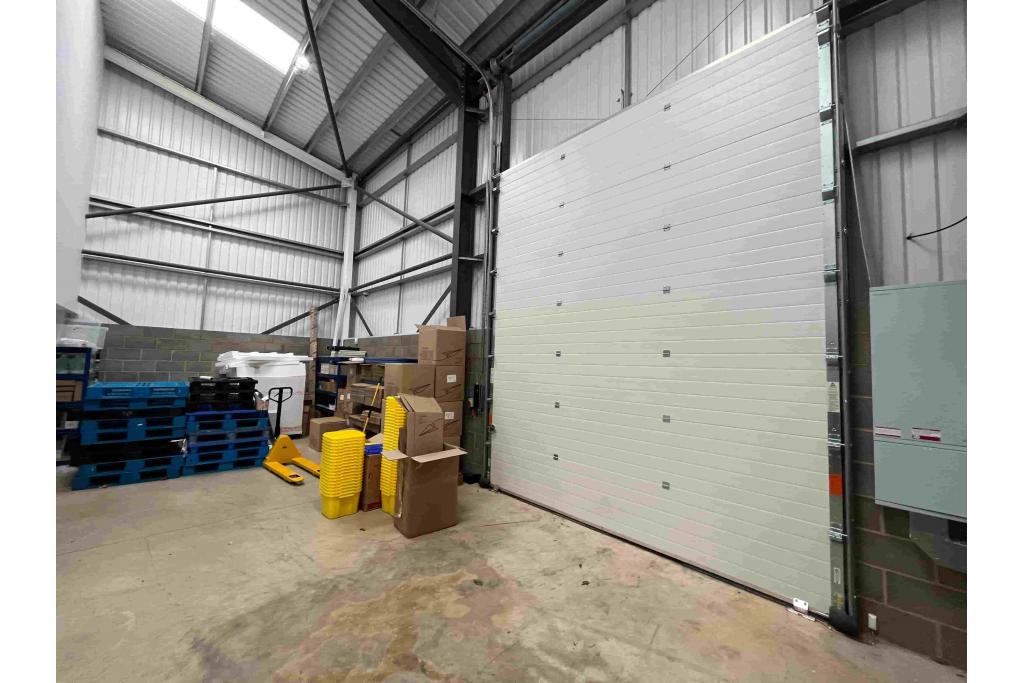 5-8 Westcott Venture Park - Industrial, Westcott, Buckinghamshire HP18 0XB