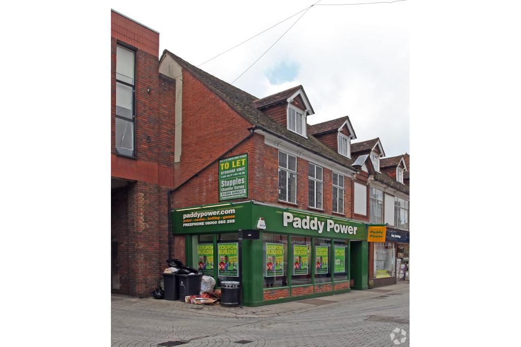 15 White Hart Street - Shopfront Retail/Office, High Wycombe, Buckinghamshire HP11 2HL